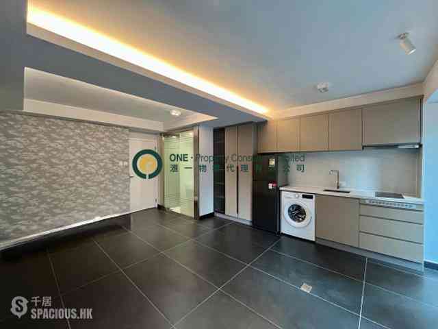 Sai Ying Pun - Wah Fai Court 03