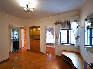 Causeway Bay - Pearl City Mansion Block C 05