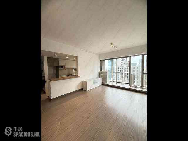 Sai Ying Pun - Island Crest Block 1 01