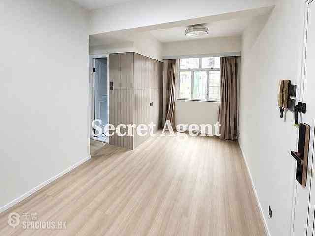 Soho - Sunrise House 01
