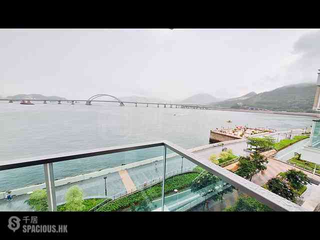 Tseung Kwan O - Monterey 01
