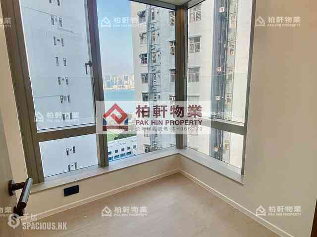 Quarry Bay - Finnie 05