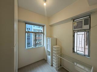 Wan Chai - Wah Fat Mansion 02
