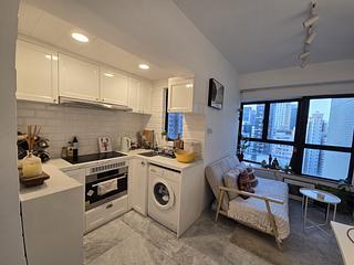 Sheung Wan - The Bellevue Place 02