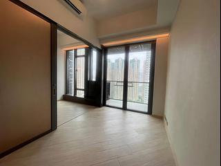 Tai Kok Tsui - Square Mile Phase 5 Gateway · Square Mile 03
