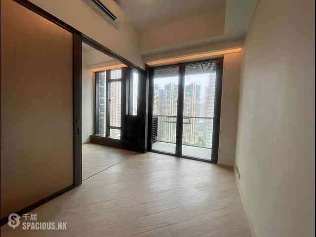 Tai Kok Tsui - Square Mile Phase 5 Gateway · Square Mile 03