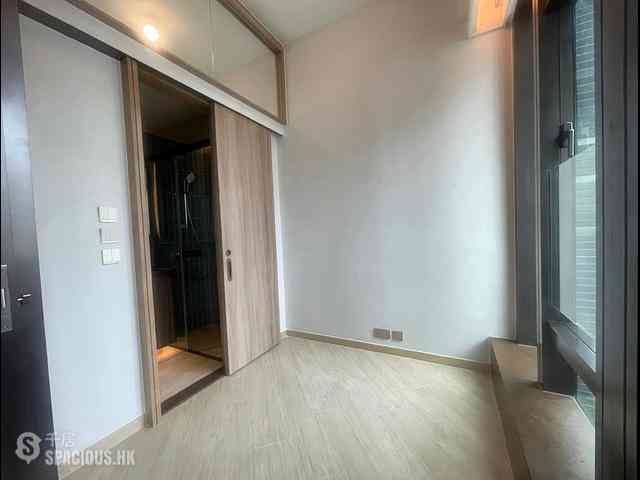 Tai Kok Tsui - Square Mile Phase 5 Gateway · Square Mile 04