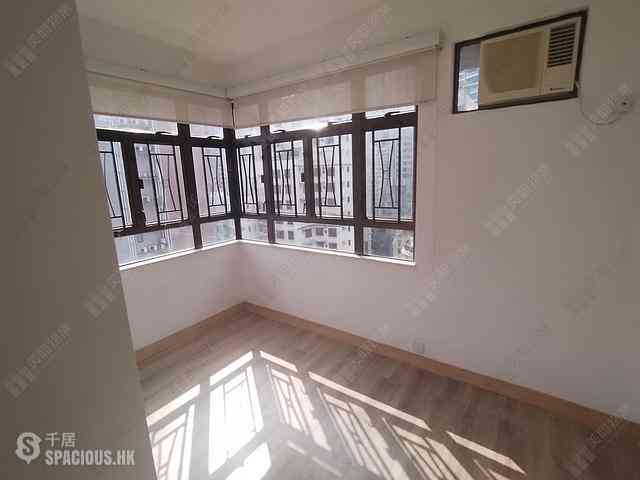 Soho - Corona Tower 01