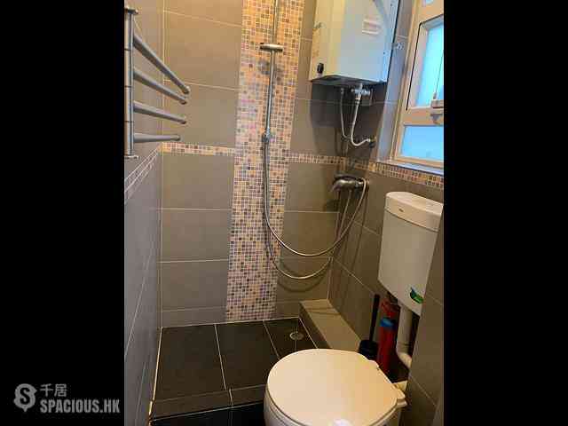 Central - 48, Gage Street 04