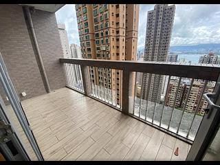 Mid Levels West - Realty Gardens Venice Court (Block 3) Venice Court 02