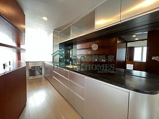 Central - Arbuthnot House 04
