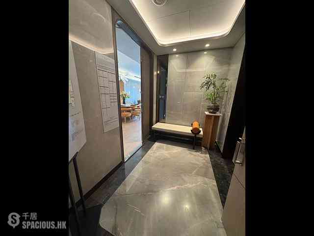 Wong Chuk Hang - The Southside Phase 4B 01