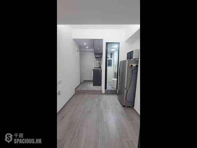 Mong Kok - Yuen Fat Building 04