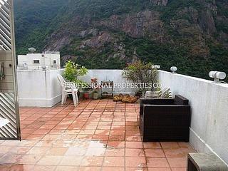 Mid Levels Central - Elegant Terrace 02