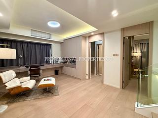 Mid Levels Central - Elegant Terrace 05