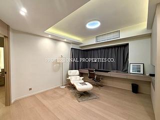 Mid Levels Central - Elegant Terrace 14