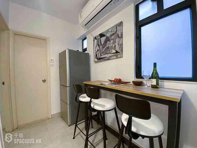 Sai Ying Pun - Wah Lee Building 11