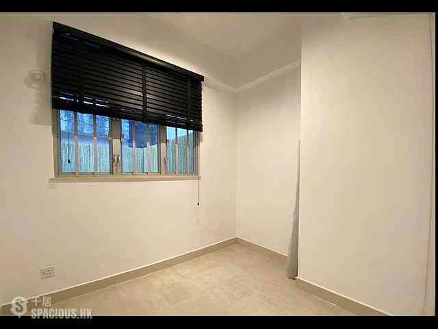 Sai Ying Pun - Wah Lee Building 07