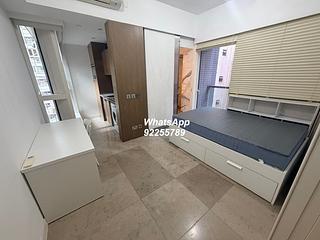 Shek Tong Tsui - Eight South Lane 02