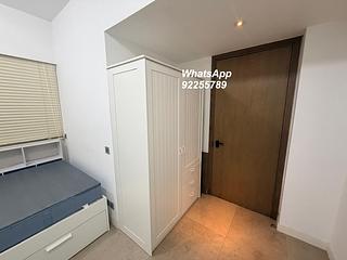 Shek Tong Tsui - Eight South Lane 04