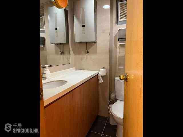 Whampoa Garden - Whampoa Garden Phase 2 Cherry Mansions Block 11 08
