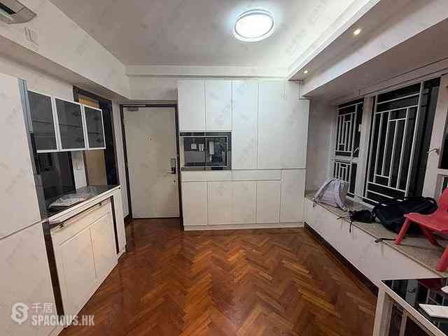 Causeway Bay - The Grandeur 03