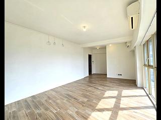 Mid Levels Central - St. Joan Court 04
