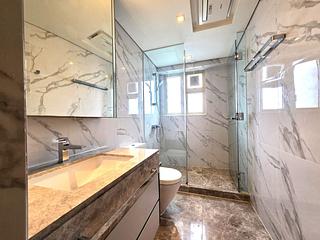 Mid Levels Central - St. Joan Court 10