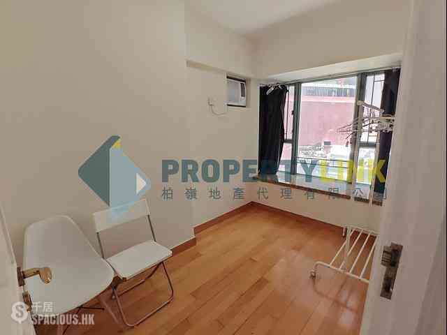 Sheung Wan - Queen's Terrace 07