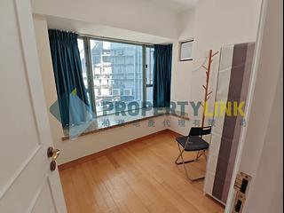 Sheung Wan - Queen's Terrace 08