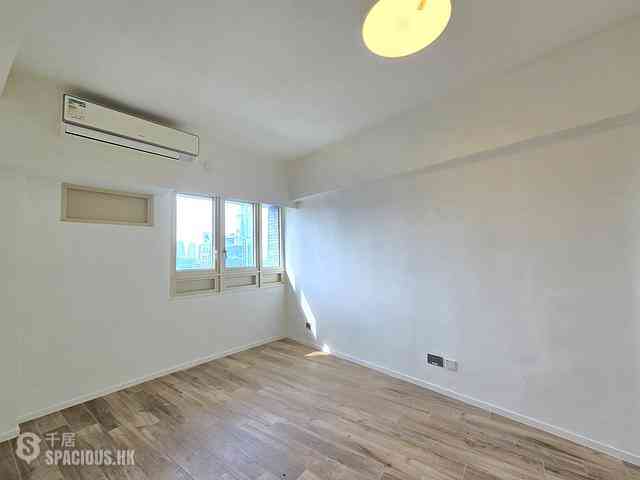 Mid Levels Central - St. Joan Court 05