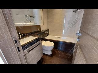Tseung Kwan O - The Wings IIIB 03
