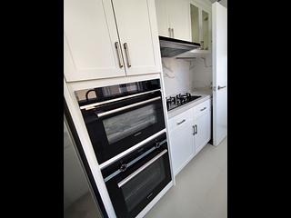 Stanley - Redhill Peninsula Site A (Phase 4) Block 8 12