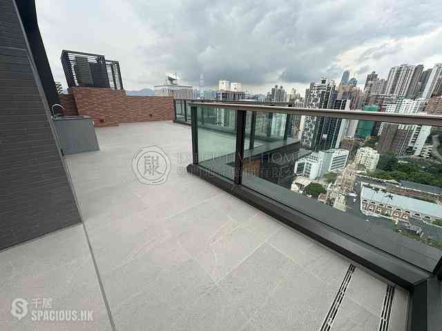 Shek Tong Tsui - The Hilltop 01