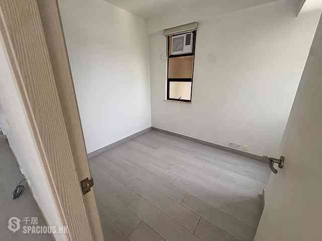 Mid Levels West - Scenic Heights 10