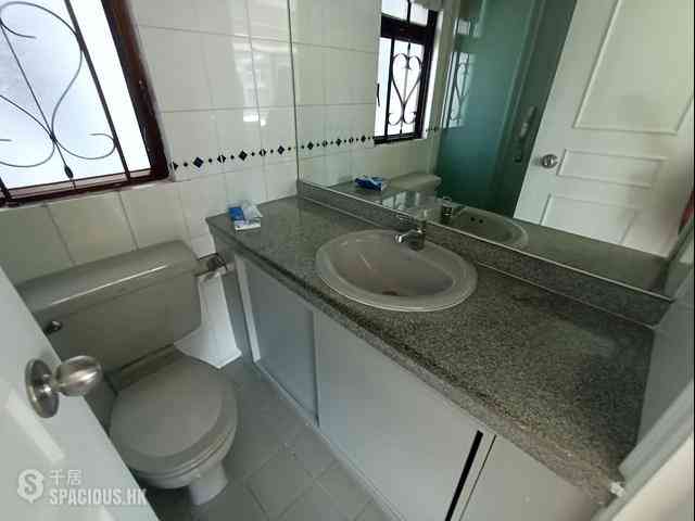 Sai Ying Pun - Kwong Fung Terrace 09