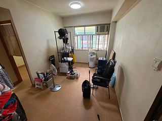 Sai Ying Pun - Hing Wah House 03