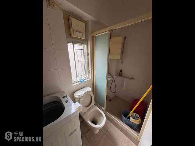 Sai Ying Pun - Hing Wah House 07