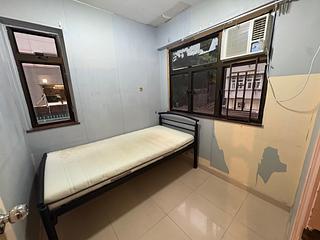 Sai Ying Pun - Tung Cheung Building 18