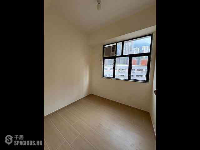 Sai Ying Pun - Rich Court 01