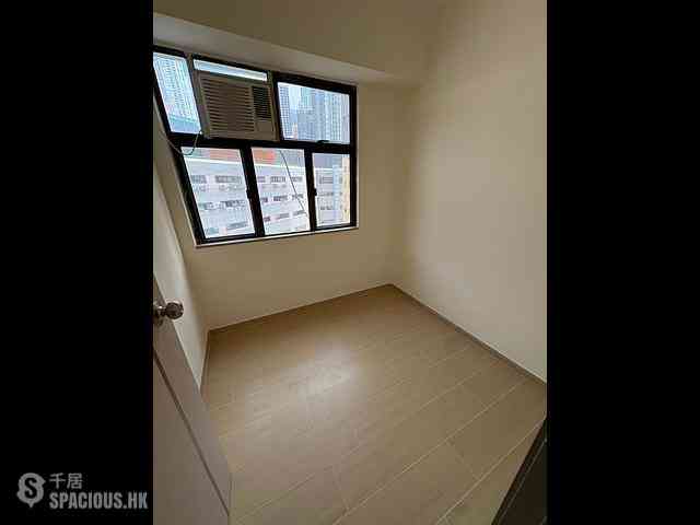 Sai Ying Pun - Rich Court 04