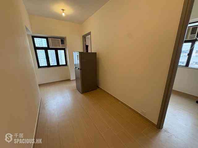 Sai Ying Pun - Rich Court 07