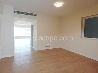 Stubbs Road - Leon Court 04