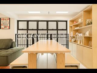 Central - 10, Gage Street 03