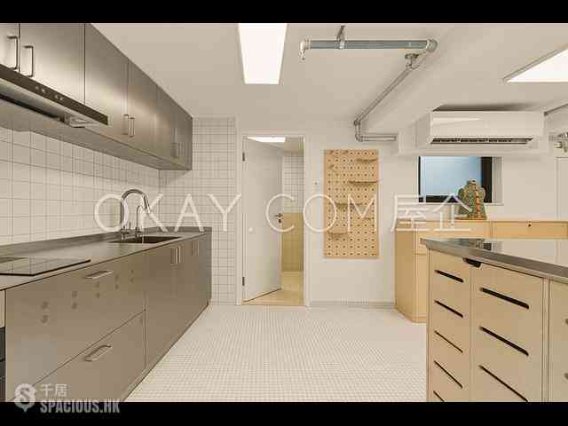 Central - 10, Gage Street 05