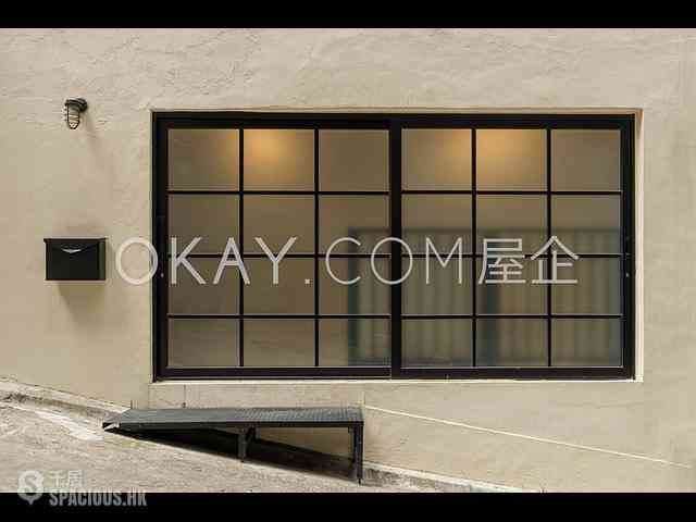 Central - 10, Gage Street 09