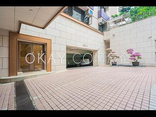 Mid Levels Central - Wealthy Heights 17