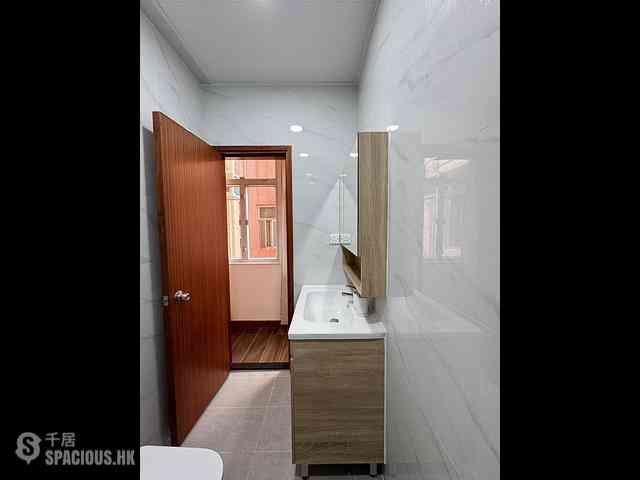 Causeway Bay - Causeway Bay Mansion 17
