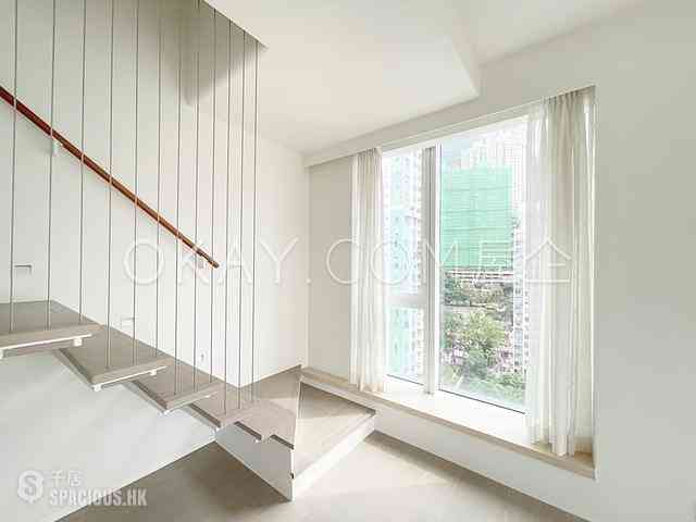 Sheung Wan - 42, Tung St. 08