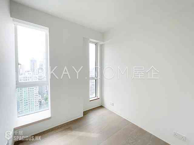 Sheung Wan - 42, Tung St. 13